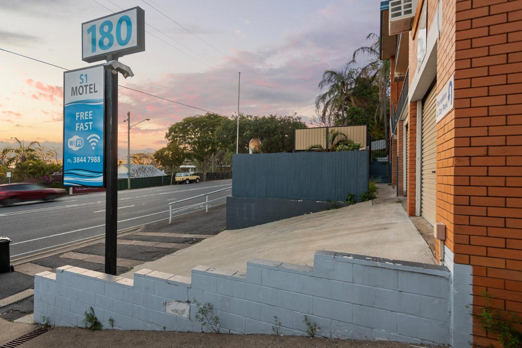S1 Motel Brisbane Exterior foto